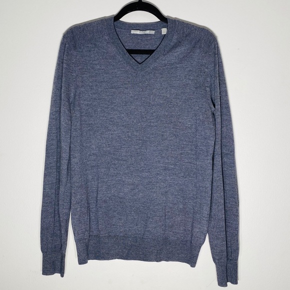 VINCE**Fine Wool Knit Gray Sweater**Small $275 - Picture 2 of 5